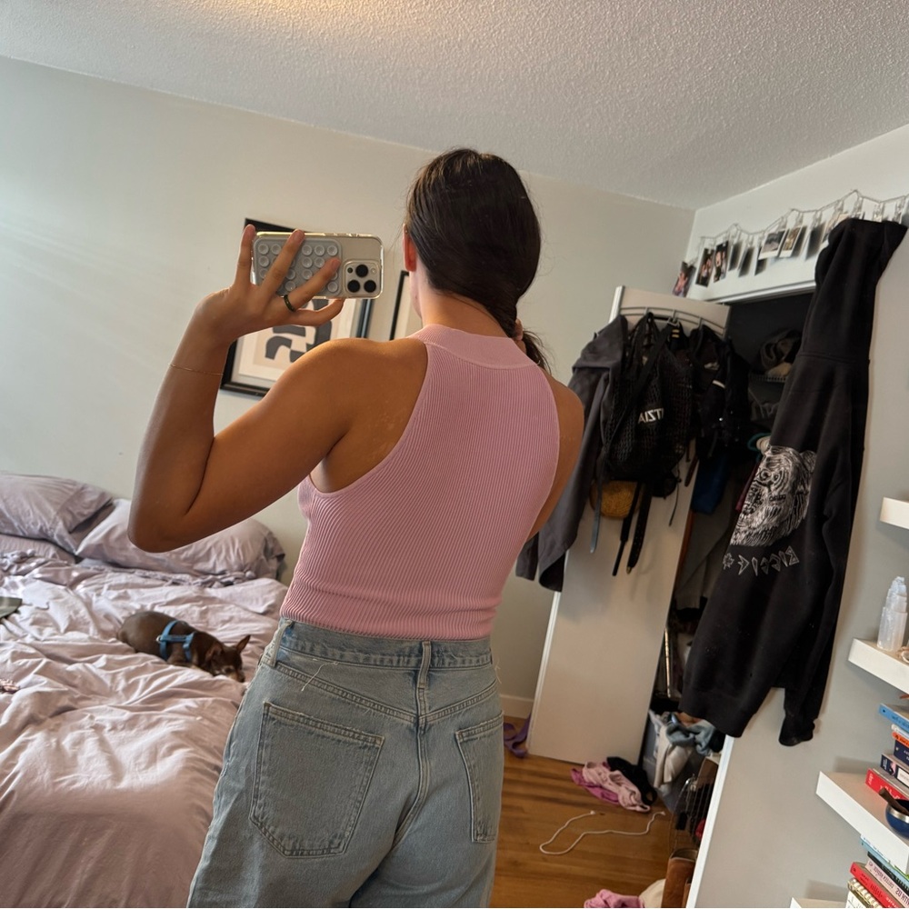 Aritzia Mauve Ribbed Tank Top - Picture 5 of 9
